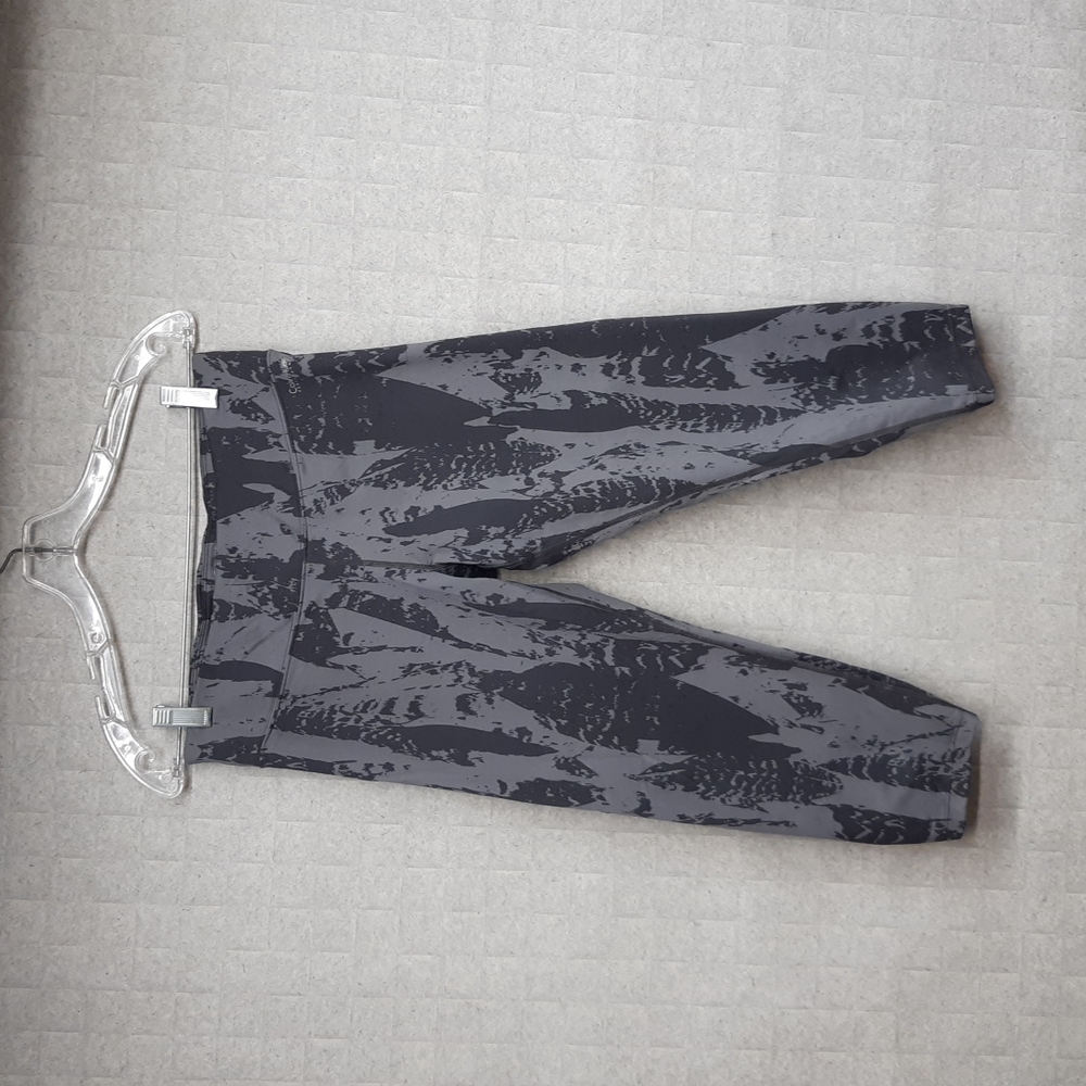 Calvin Klein Performance Quick Dry Capris